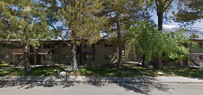Building Photo - 2 Bed 1 Bath Orem Apartment by Orem Library AVAILABLE NOW! JUNE RENT FREE