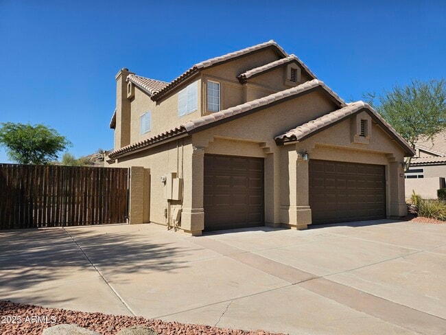 Building Photo - 2037 E Indigo Brush Rd