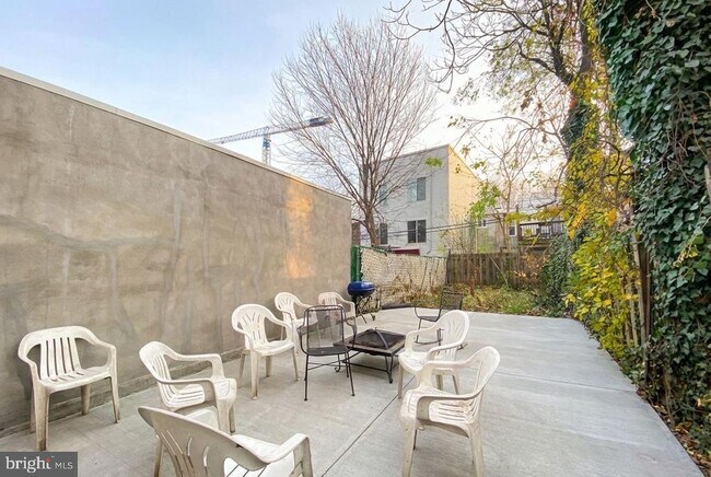 Building Photo - 4220 Powelton Ave