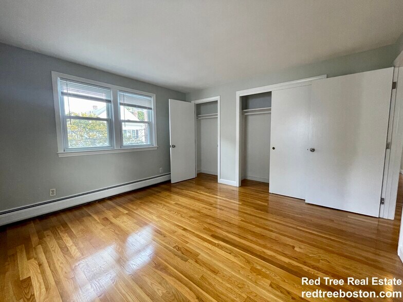 Building Photo - 59 Desoto Rd