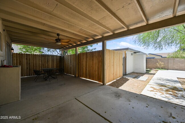 Building Photo - 5833 W John Cabot Rd