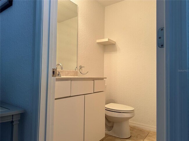 Building Photo - 5906 SW 172nd Loop