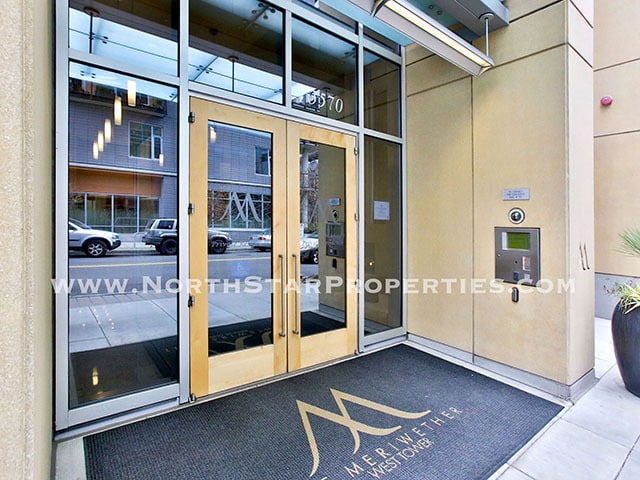 Building Photo - Beautiful Meriweather Condo with Spectacular Views