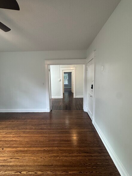 Living room looking through bedroom - 1333 Castlewood Ave