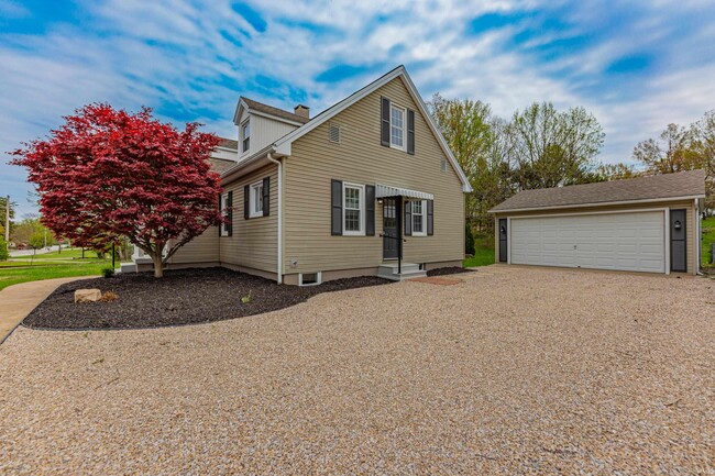 Building Photo - 519 Rosewood Dr