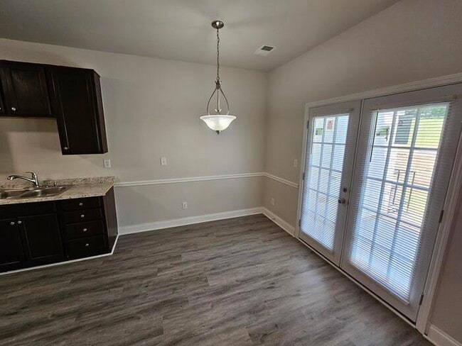 Building Photo - 4316 Notting Hill Dr SW