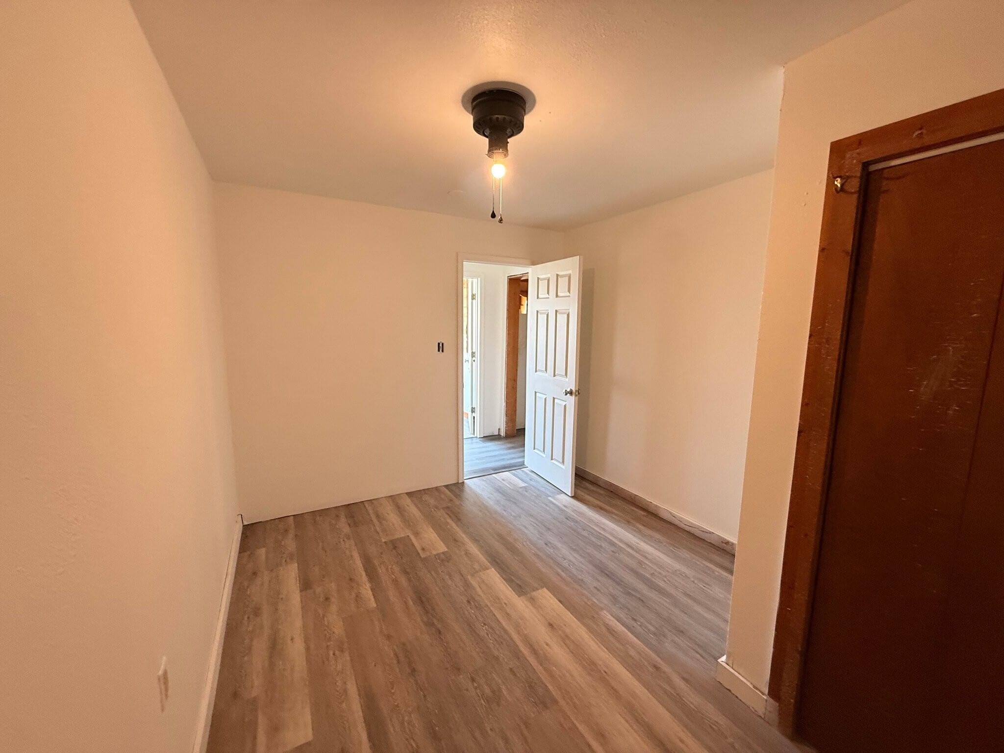 Building Photo - 4900 E Highland Dr
