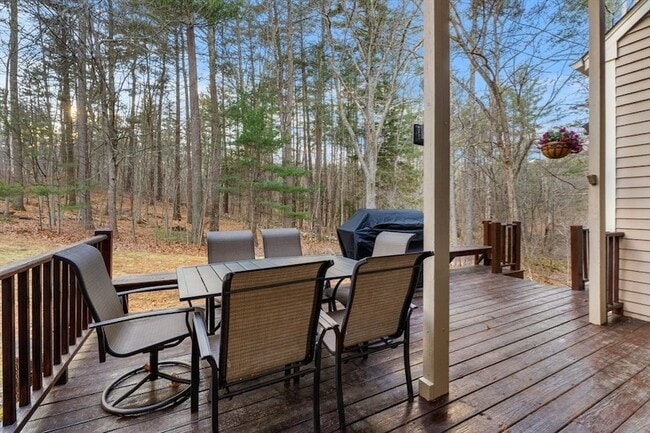 Building Photo - 168 Grafton St