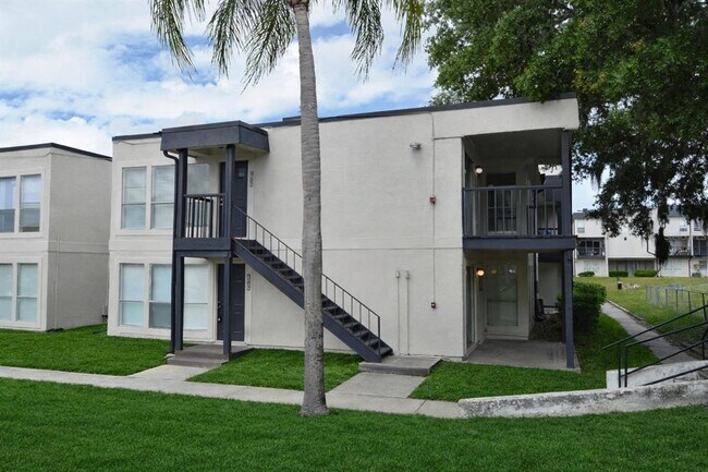 Building Photo - 5004 Castile Pl