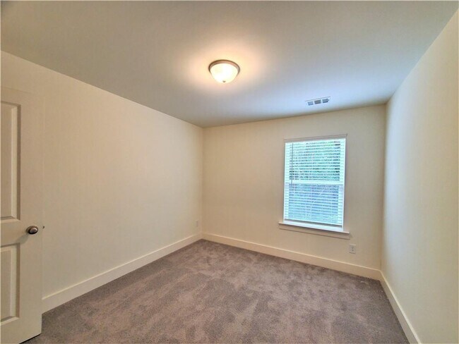 Building Photo - 389 Auburn Valley Wy