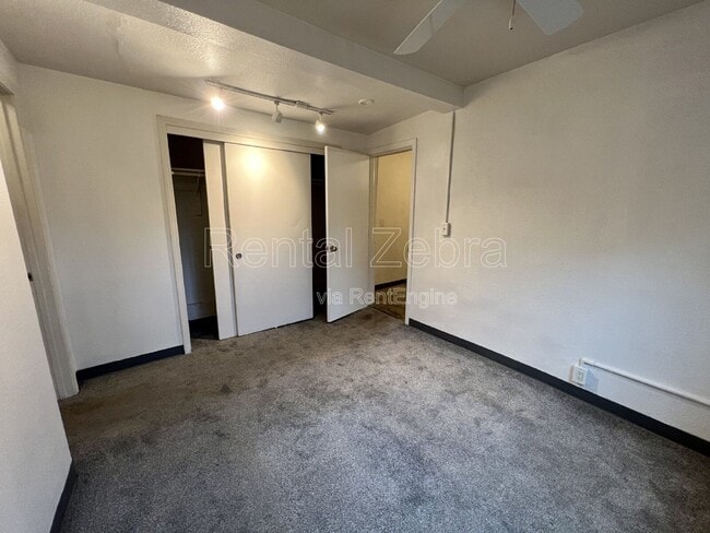 Building Photo - 2142 K St
