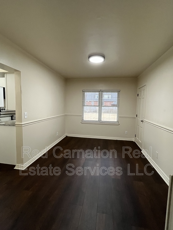 Building Photo - 1434 Antoinette Ave