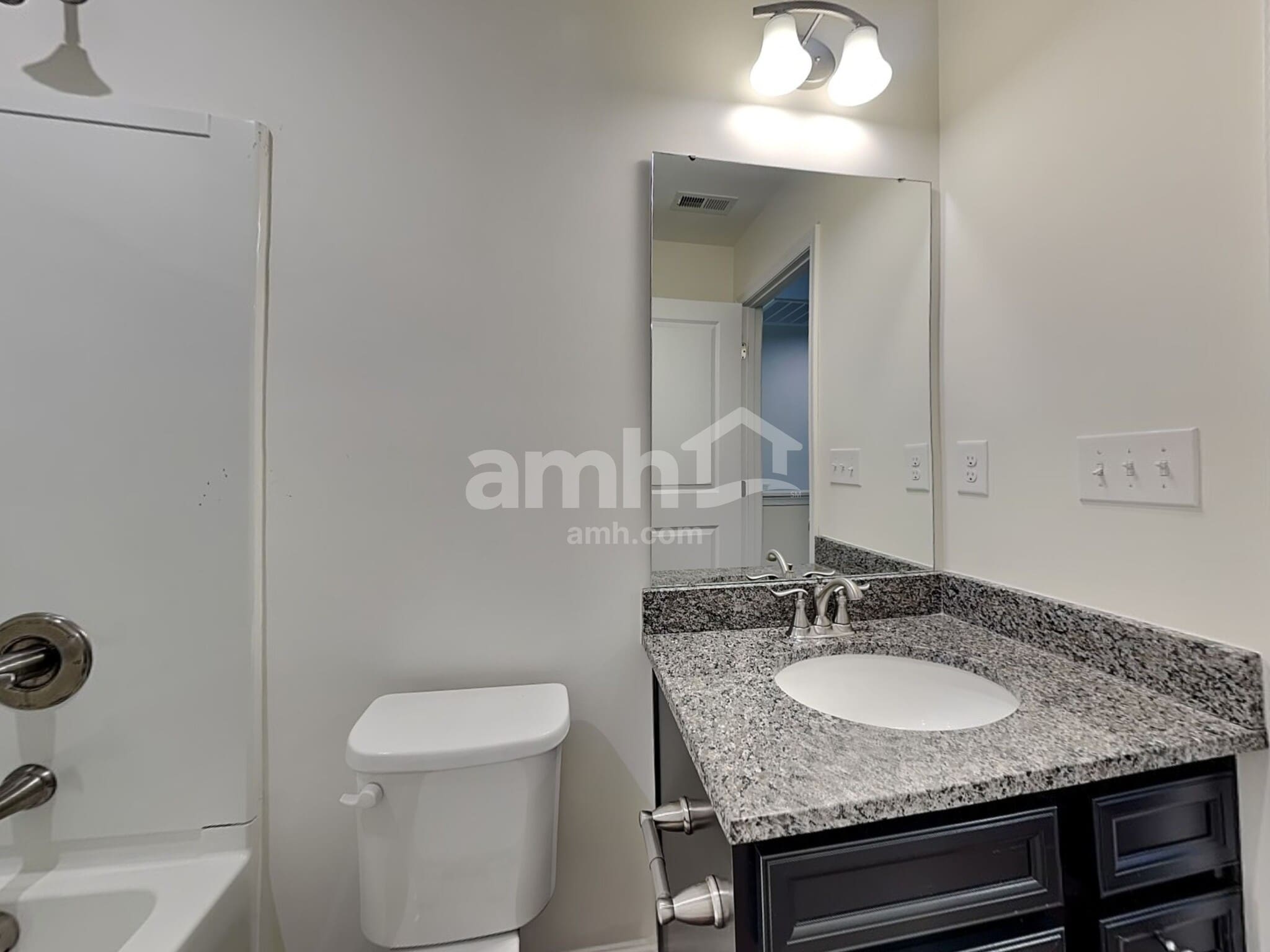 Building Photo - 5054 Twin River Dr