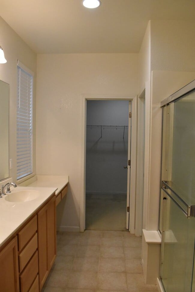 Building Photo - Lovely Southtown home located on a court close to Magnolia Park!