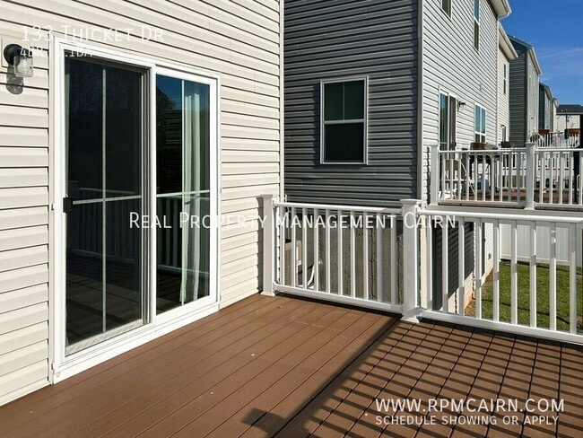 Building Photo - 133 Thicket Dr