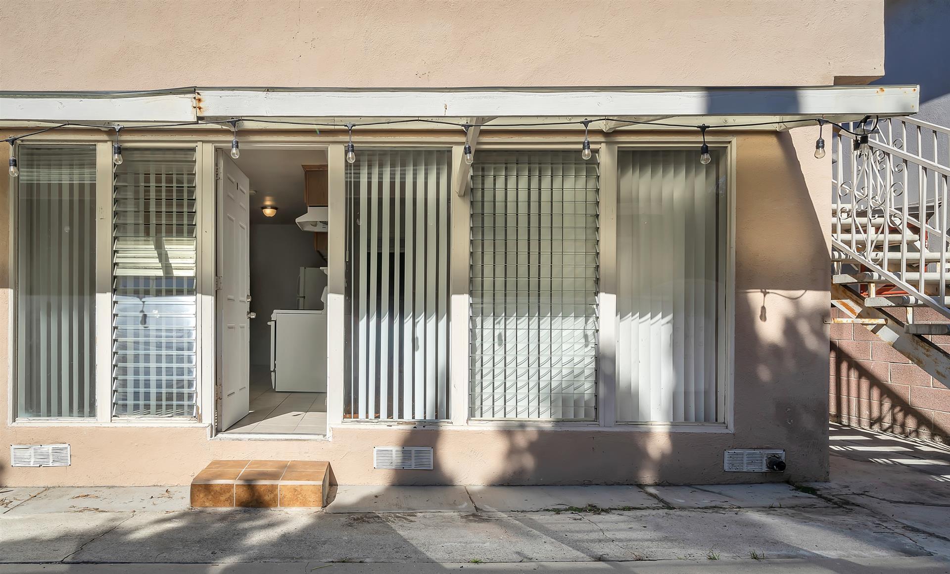 Building Photo - 1440 Manhattan Beach Blvd