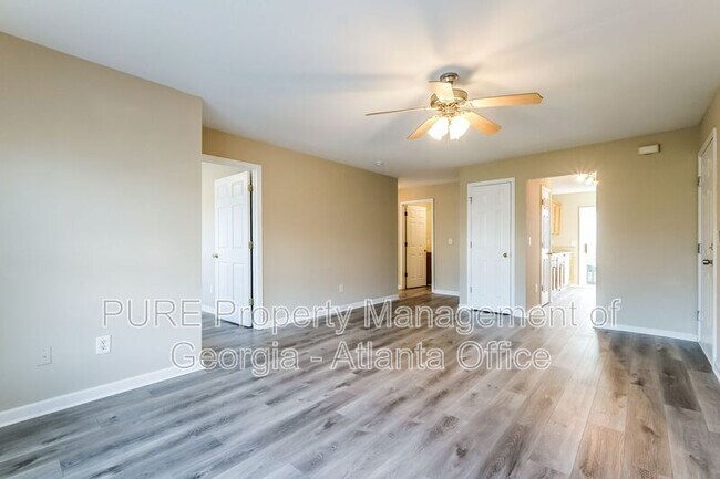 Building Photo - 1706 Stonehaven Cir