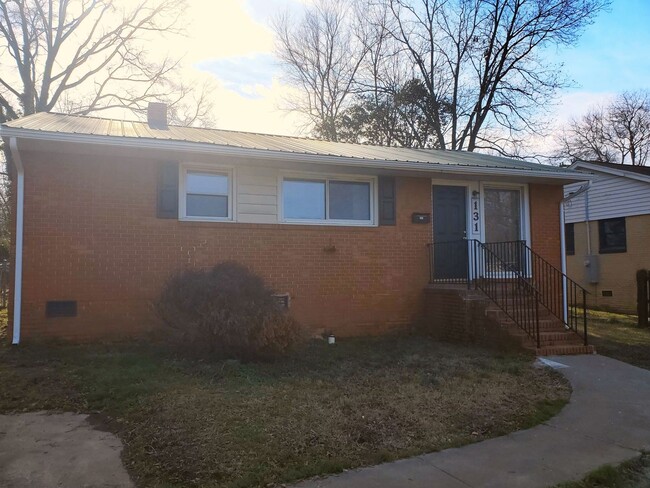 Primary Photo - Beautiful Home in Charlotte NC 28216