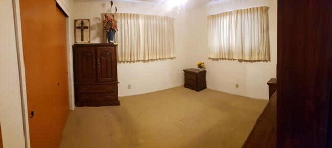 Building Photo - Eastwood Area Rental