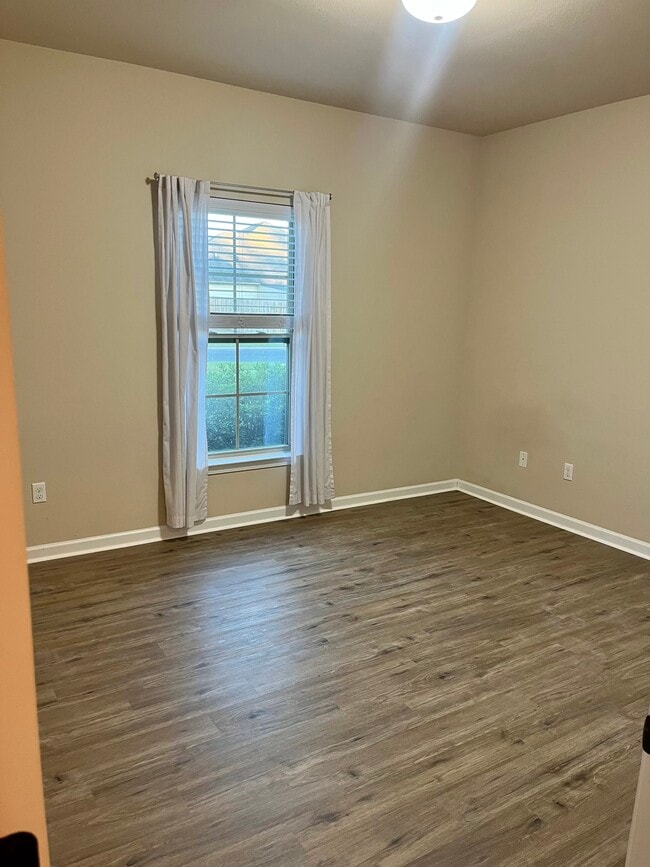 Building Photo - 42228 Marblestone Ave