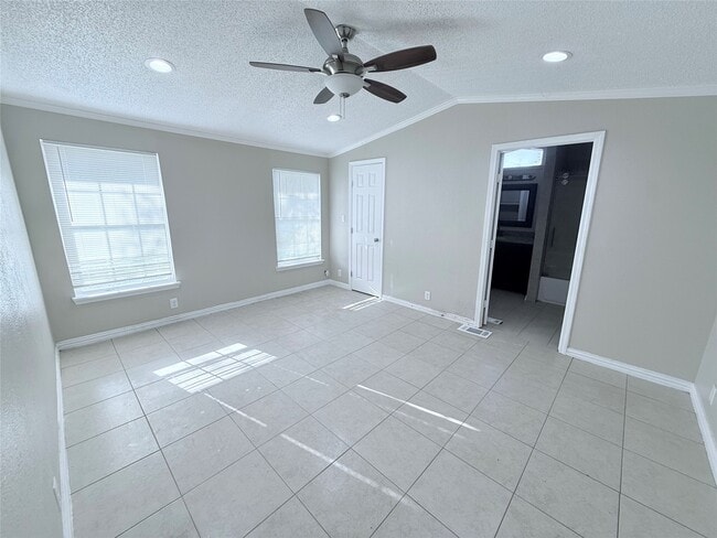 Building Photo - 9027 Puritan Way