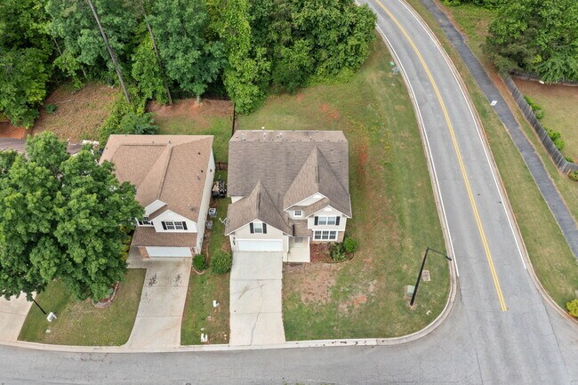 Building Photo - 4405 Feather Way