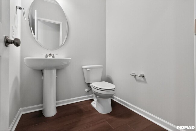 Building Photo - 516 Light Oak Wy