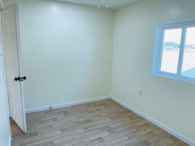 Building Photo - 2621 Edwin St