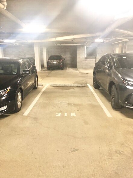 Building Photo - 3830 9th St N