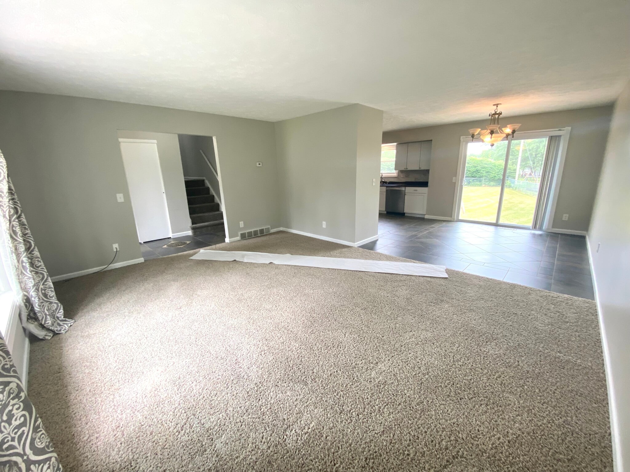 Building Photo - 2047 Zircon St NE