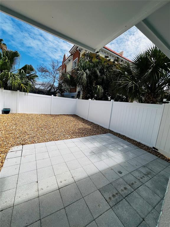 Building Photo - 160 175th Terrace Dr E