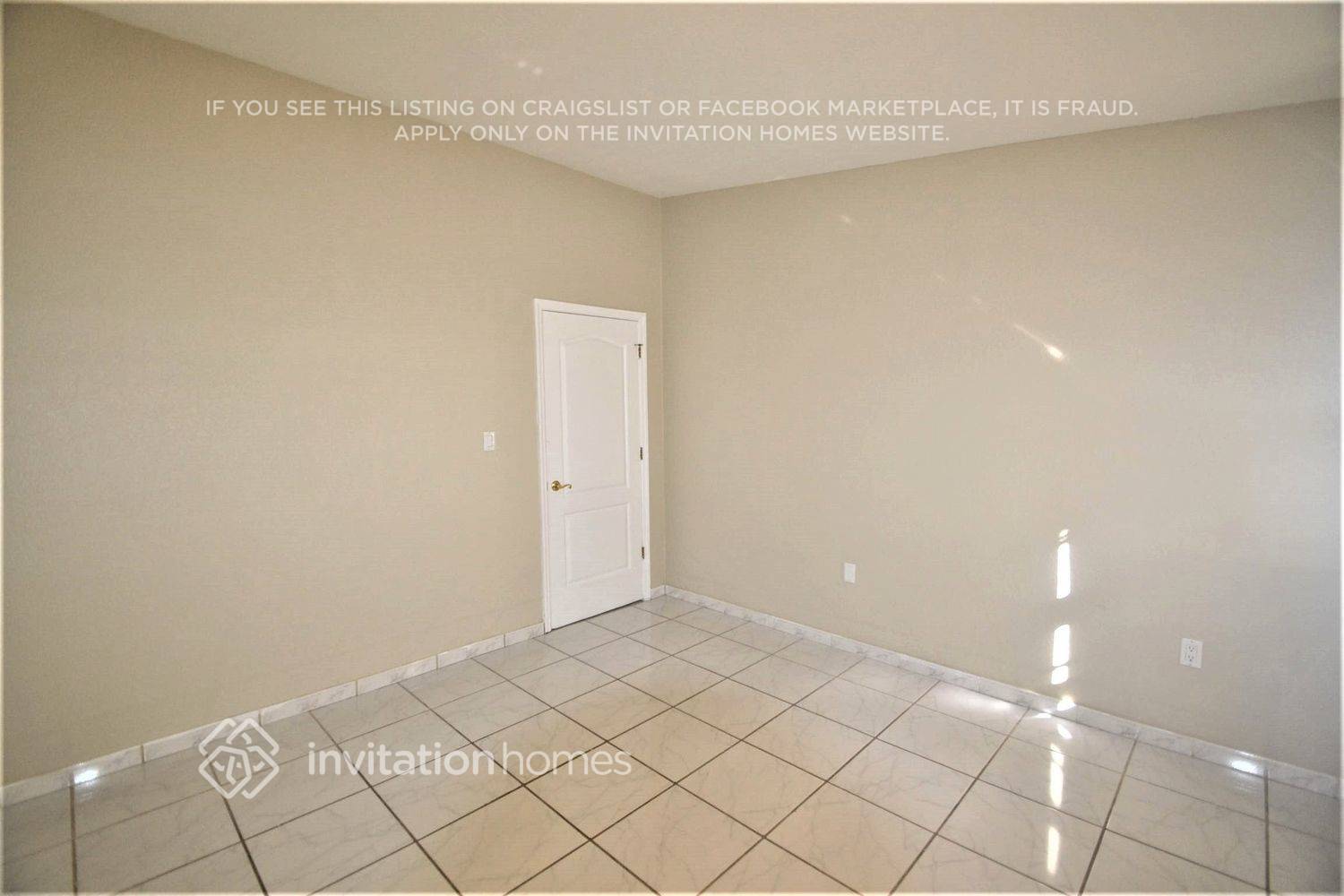 Building Photo - 14411 NW 88th Pl
