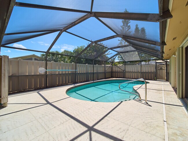 Building Photo - 5532 Golden Eagle Cir