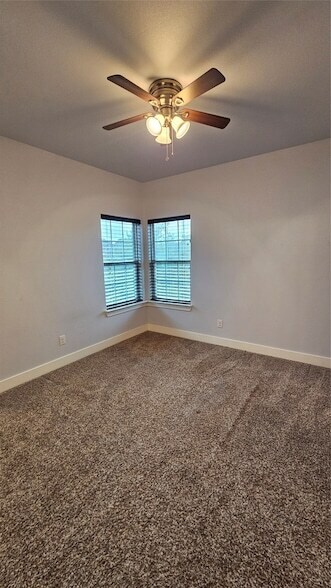 Building Photo - 3715 Aldridge Dr
