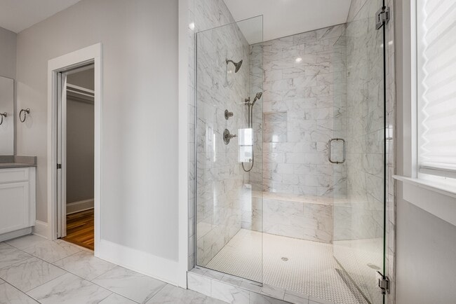 Building Photo - 4604A Michigan Ave