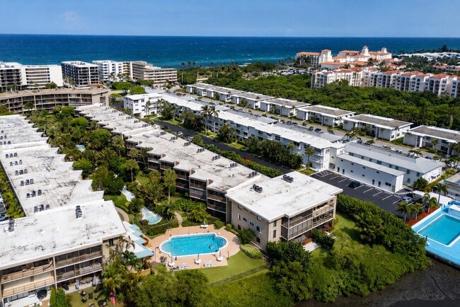 Building Photo - 3605 S Ocean Blvd