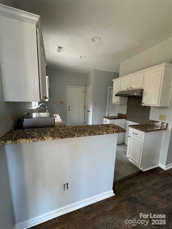 Building Photo - 5304 Starflower Dr