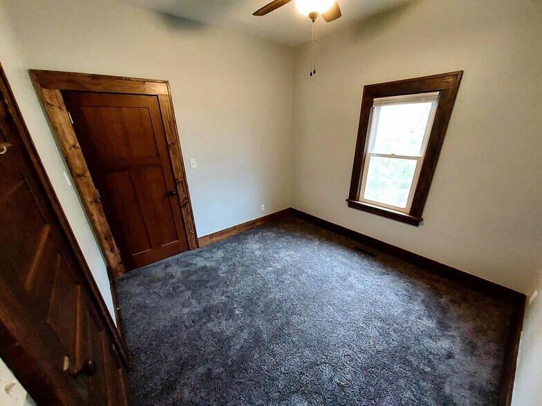 Bedroom 3 - 205 Cable St