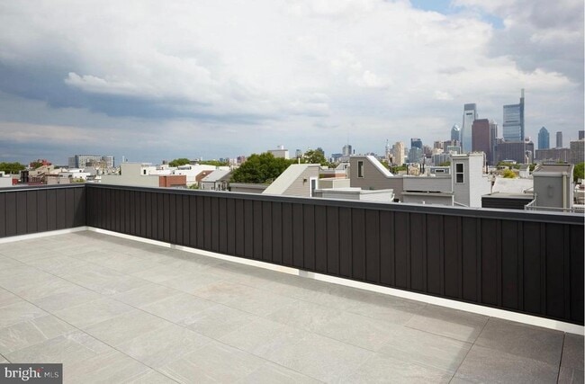 Building Photo - 2007 Cambridge St