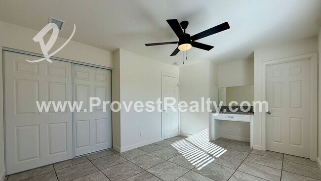 Building Photo - 16657 Kayuga St