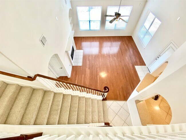 Building Photo - 5518 Chantel Way