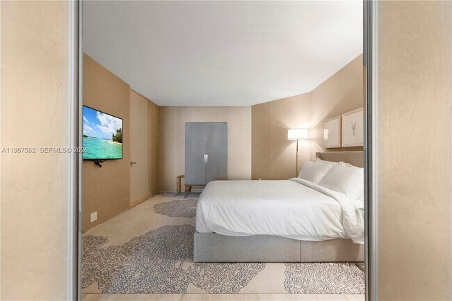 Building Photo - 9703 Collins Ave