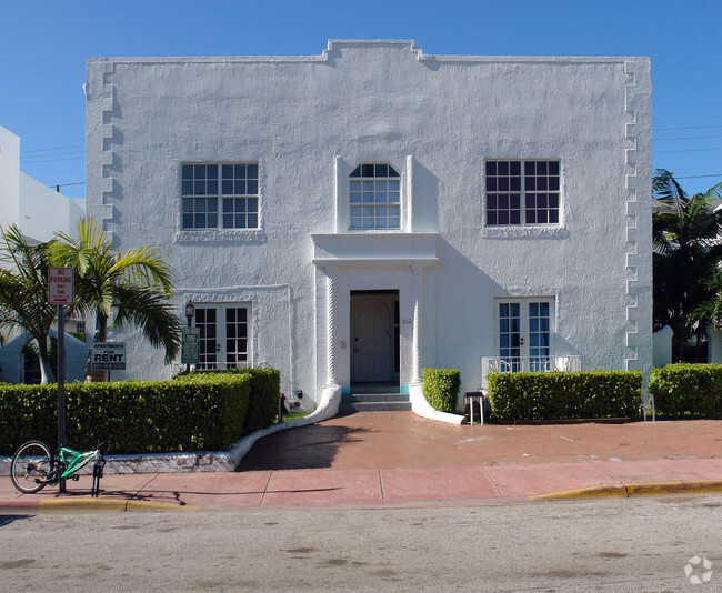 Primary Photo - South Beach Apartments