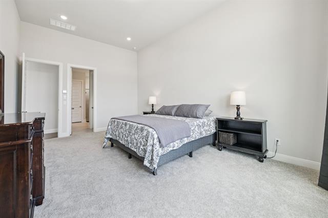 Building Photo - 2600 Lafayette Dr