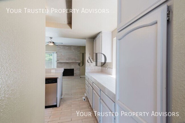 Building Photo - 11446 Madera Rosa Way