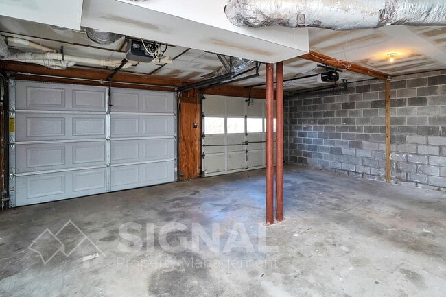 Building Photo - 924 Rich Rd