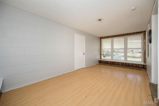 Building Photo - 10217 Cabot Dr