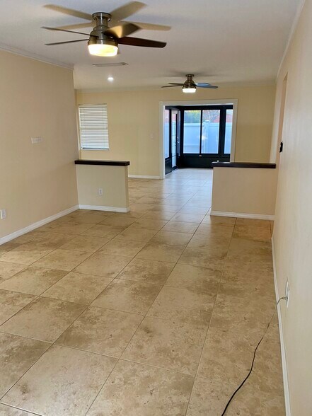 Building Photo - 6248 Gretna Green Ct N
