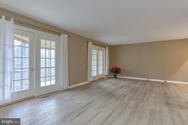 Building Photo - 1127 Wicklow Ct