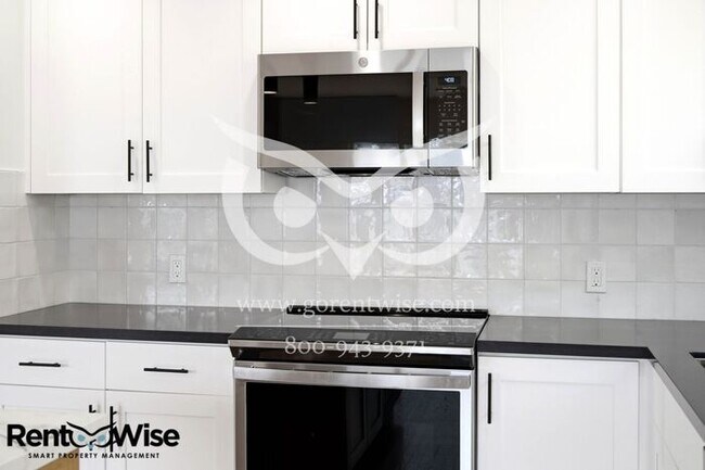 Building Photo - 1 Marview Way